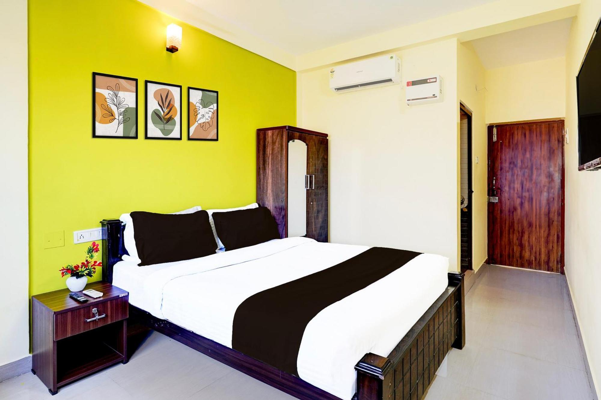 Super Collection O Nibav Beach View Chennai Exterior photo